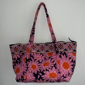 Vera Bradley Super Tote in Love Me pattern